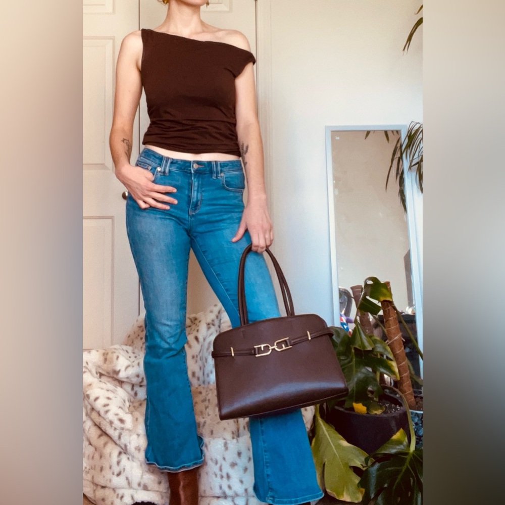 American Eagle Low-Rise Flares